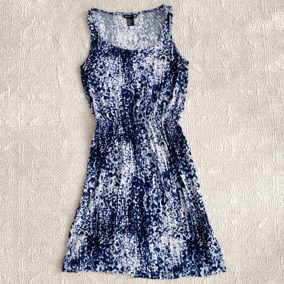 H&M Summer Dress - Picture 1 of 4